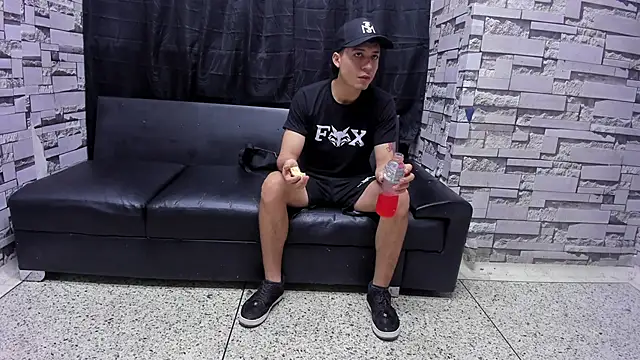 Snapshot of Crazy_Cult_Sex chatting on November 2025 01:15:01 PM Crazy Cult Sex online show from November 2025 01:15:01 PM