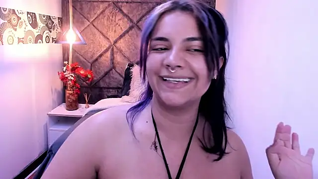 Kiara Cruz   online show from December 2025 08:24:02 PM