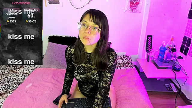 UchikyDoll online show from November 2025 08:42:02 PM