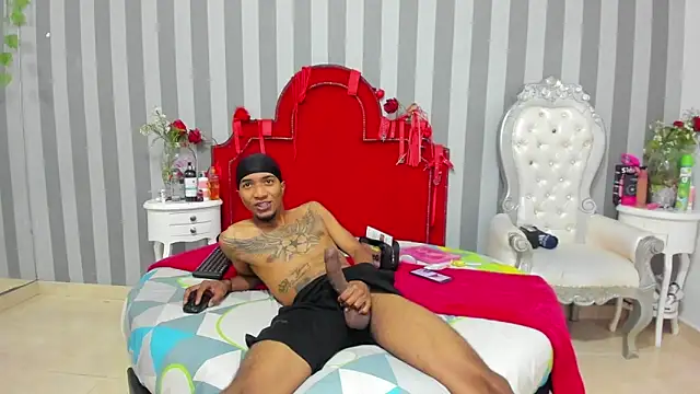 CaroyAndy online show from March 2026 12:38:01 PM