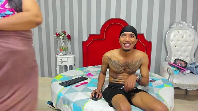 CaroyAndy online show from February 2026 12:43:02 PM