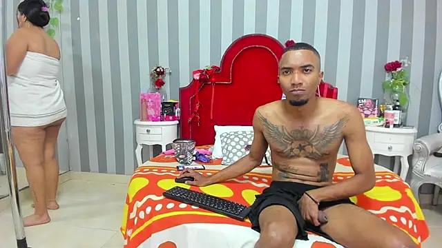 CaroyAndy online show from May 2026 12:34:01 PM