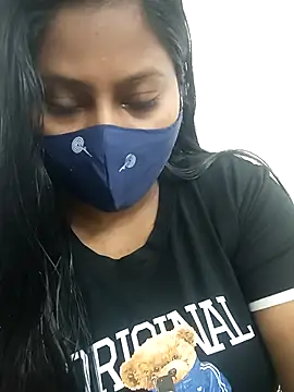 Snapshot of Shy_Peehu chatting on November 2025 06:44:01 PM Shy Peehu online show from November 2025 06:44:01 PM