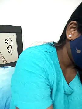 Snapshot of Shy_Peehu chatting on December 2025 07:26:02 PM Shy Peehu online show from December 2025 07:26:02 PM