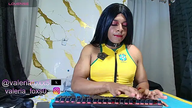 Snapshot of valeriafoxx3 chatting on June 2026 11:13:02 PM valeriafoxx3 online show from June 2026 11:13:02 PM