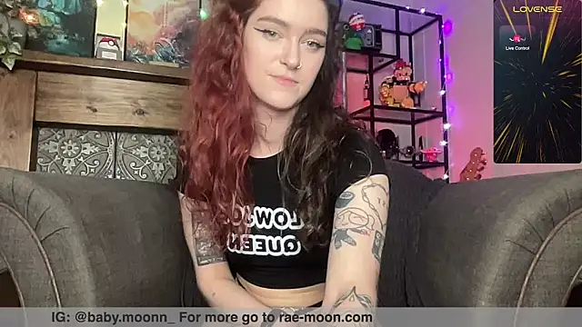 rae moonn online show from April 2026 06:14:02 PM