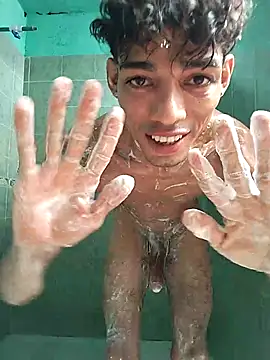 Brayanellatino online show from March 2026 05:58:01 PM