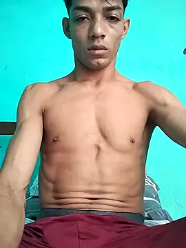 Brayanellatino online show from March 2026 04:08:01 PM