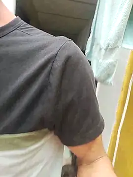 Brayanellatino online show from March 2026 04:52:02 PM