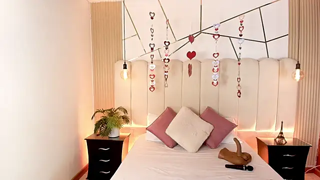 Snapshot of candyclair1 chatting on February 2026 07:23:01 PM candyclair1 online show from February 2026 07:23:01 PM