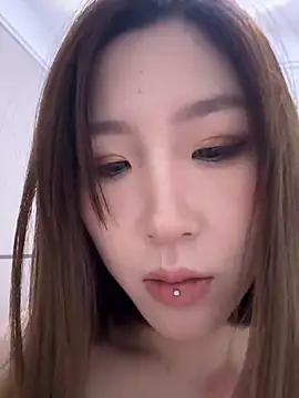 liliya x online show from April 2026 03:30:01 AM