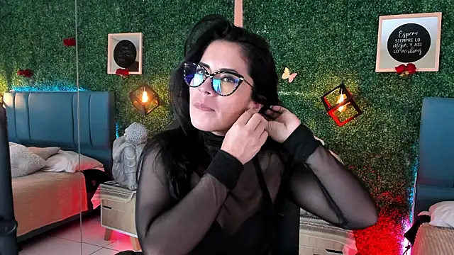 Linagh  online show from February 2026 11:31:02 AM