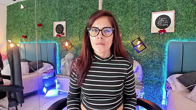 Linagh  online show from April 2026 11:28:02 AM