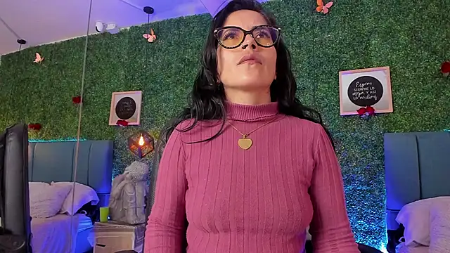 Linagh  online show from February 2026 11:29:01 AM