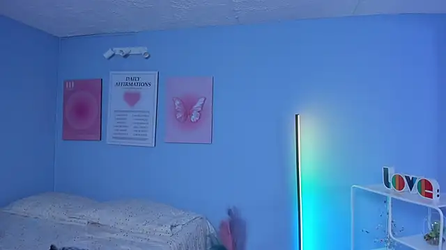 Bella  Lane online show from December 2025 07:46:02 PM