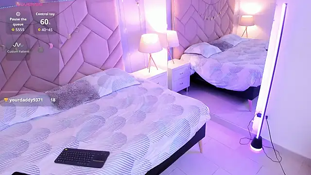 Bella  Lane online show from February 2026 03:48:01 AM