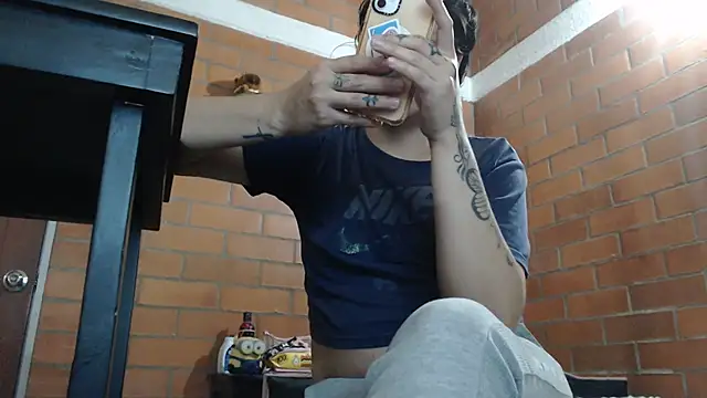 Snapshot of _piahotcandy_ chatting on September 2025 02:38:02 AM  piahotcandy  online show from September 2025 02:38:02 AM