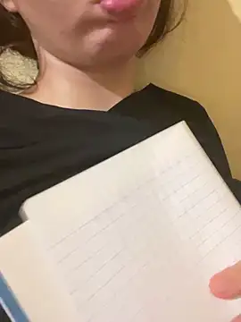 Mroma89six online show from September 2025 03:28:01 PM