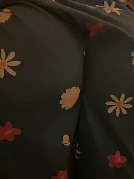 Mroma89six online show from September 2025 10:54:02 PM