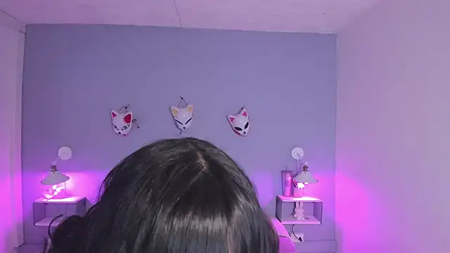 Zoe Lynch  online show from September 2025 11:38:01 AM