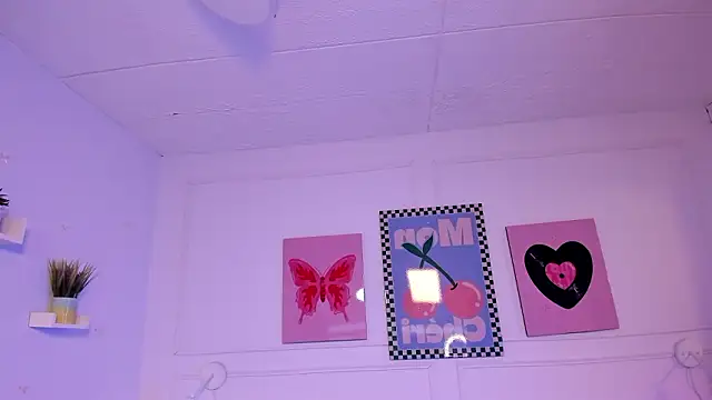 Snapshot of Zoe_Lynch_ chatting on February 2026 11:42:02 AM Zoe Lynch online show from February 2026 11:42:02 AM