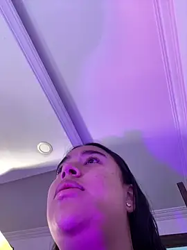 Zoey thompson online show from April 2026 07:47:01 PM