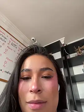 Zoey thompson online show from September 2025 07:31:02 PM