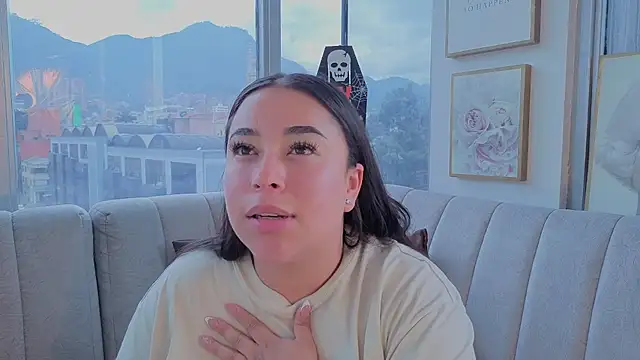 Snapshot of Zoey_thompson chatting on October 2025 02:36:02 PM Zoey thompson online show from October 2025 02:36:02 PM