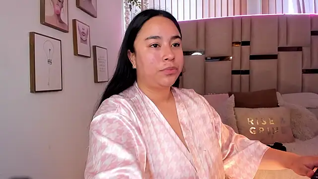 Zoey thompson online show from February 2026 07:25:01 PM