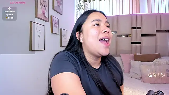 Zoey thompson online show from February 2026 01:29:01 PM