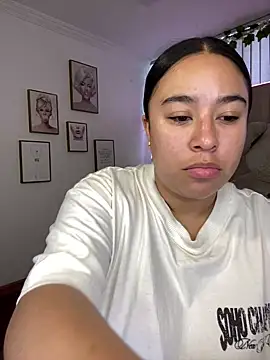 Zoey thompson online show from June 2026 08:50:01 PM