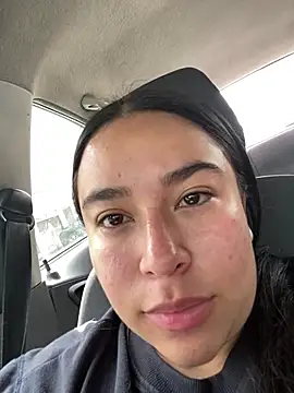 Zoey thompson online show from April 2026 07:32:01 PM