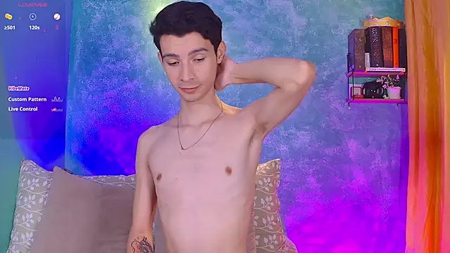 VicenteFerrer online show from November 2025 03:21:01 AM