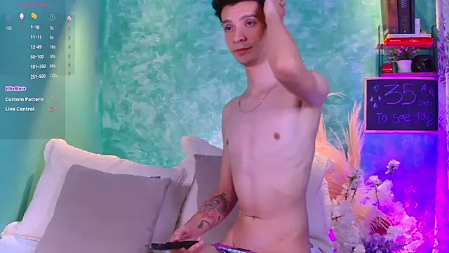 VicenteFerrer online show from September 2025 04:15:01 AM