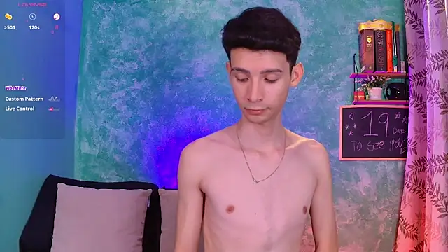 VicenteFerrer online show from October 2025 12:34:01 AM