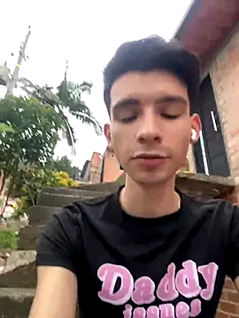 VicenteFerrer online show from November 2025 10:24:01 PM