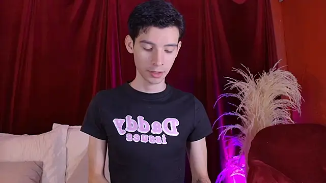 VicenteFerrer online show from May 2026 01:51:02 PM