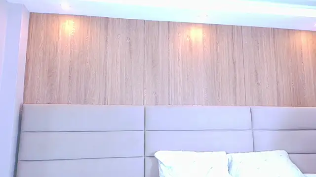 KiokoSen online show from November 2025 02:58:02 AM