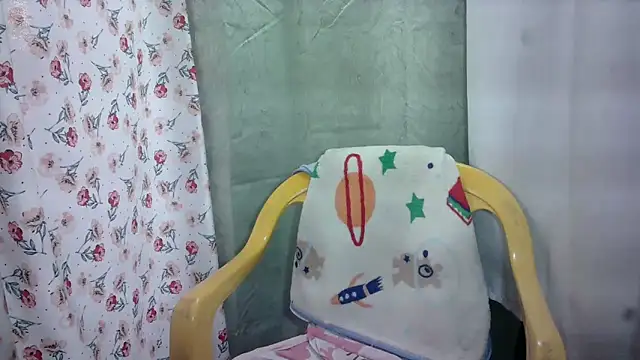 Snapshot of Anabelhotxx16 chatting on March 2026 06:46:02 PM Anabelhotxx16 online show from March 2026 06:46:02 PM