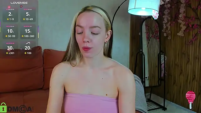 Snapshot of R0cket_bunny chatting on June 2026 12:56:01 AM R0cket bunny online show from June 2026 12:56:01 AM