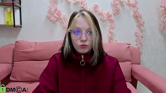 R0cket bunny online show from December 2025 01:06:02 AM