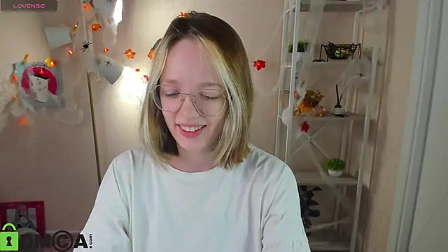 R0cket bunny online show from October 2025 01:05:02 AM