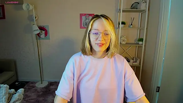 R0cket bunny online show from October 2025 01:18:02 AM