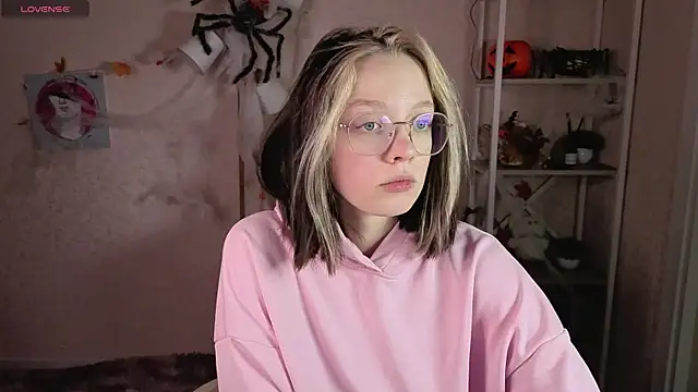 R0cket bunny online show from November 2025 01:11:02 AM