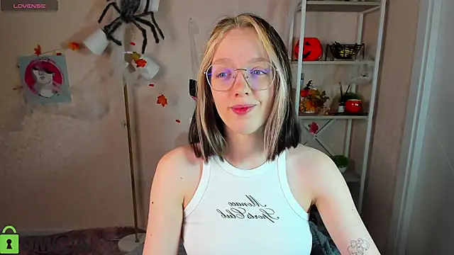 R0cket bunny online show from November 2025 01:10:02 AM