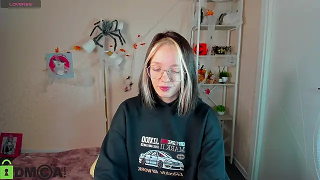 R0cket bunny online show from November 2025 12:58:02 AM