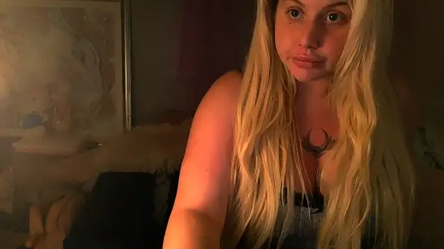 TiaDoll online show from January 2026 07:06:02 PM