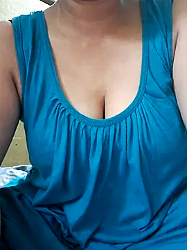 Snapshot of Mon-Shot9 chatting on September 2025 10:42:01 AM Mon-Shot9 online show from September 2025 10:42:01 AM