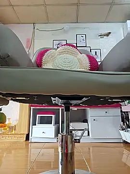 Nail Yummy online show from November 2025 03:11:01 AM