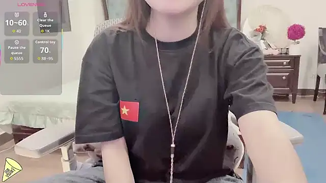 Snapshot of lulu404 chatting on December 2025 03:14:02 PM lulu404 online show from December 2025 03:14:02 PM